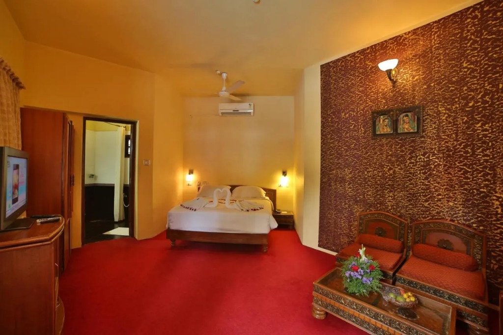 Deshadan Cliff and Beach Resort