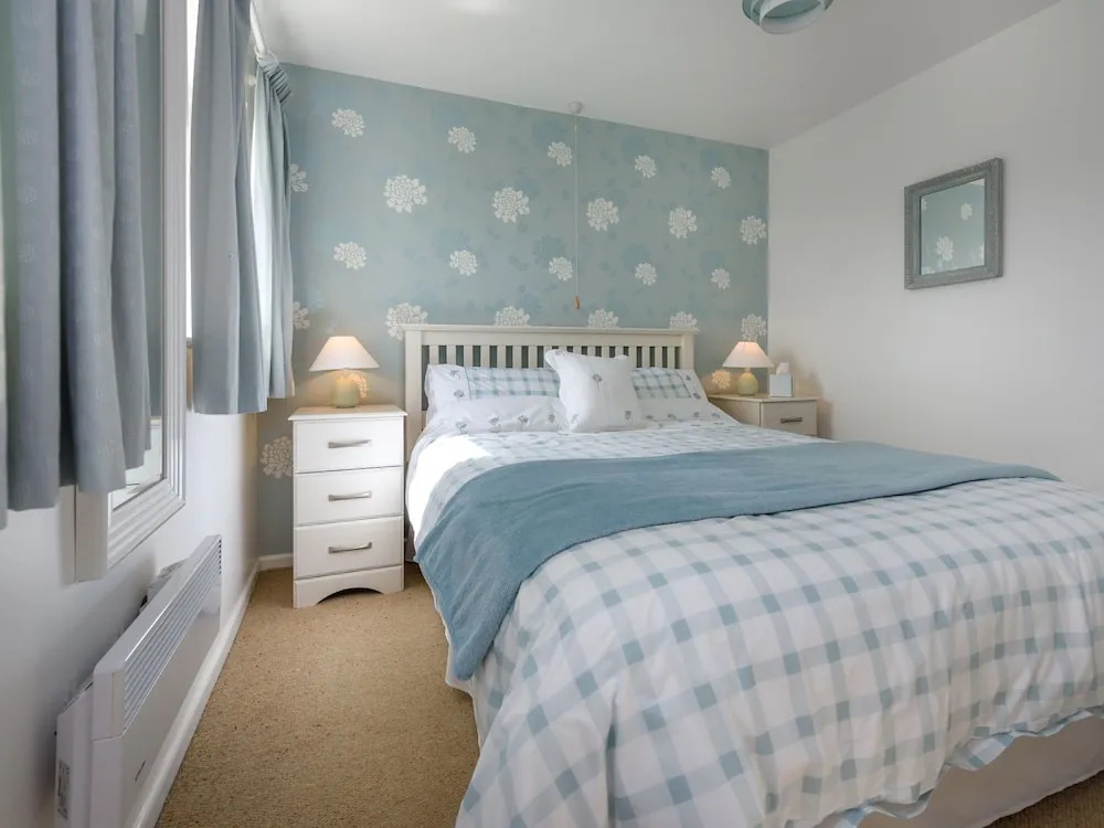 Spacious Holiday Home for six at the Edge of the Beach Resort Abersoch