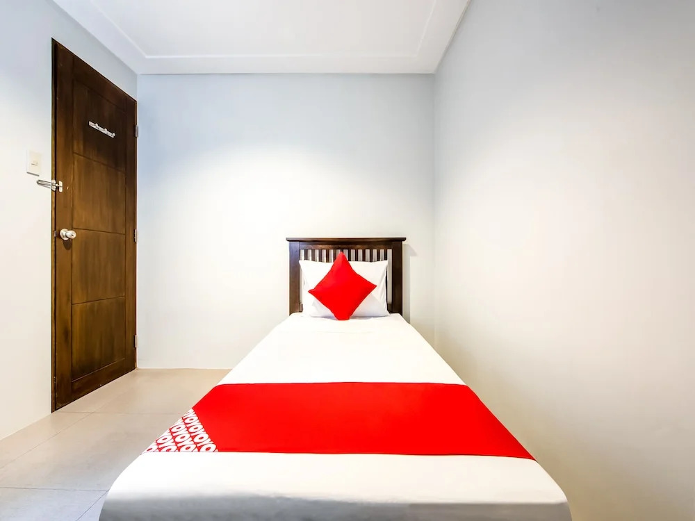 OYO 507 Terran Suites