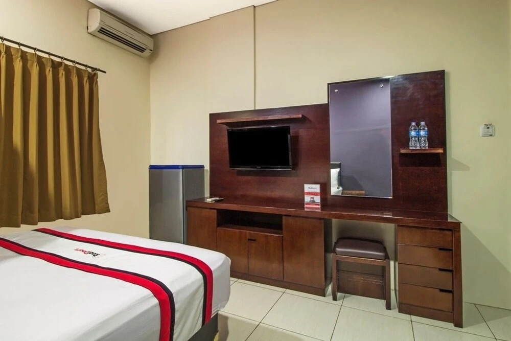 RedDoorz @ Karet Kuningan