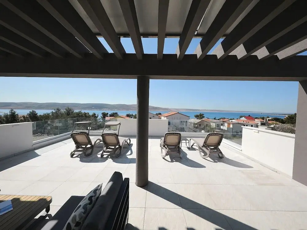 Villa with Heated Pool