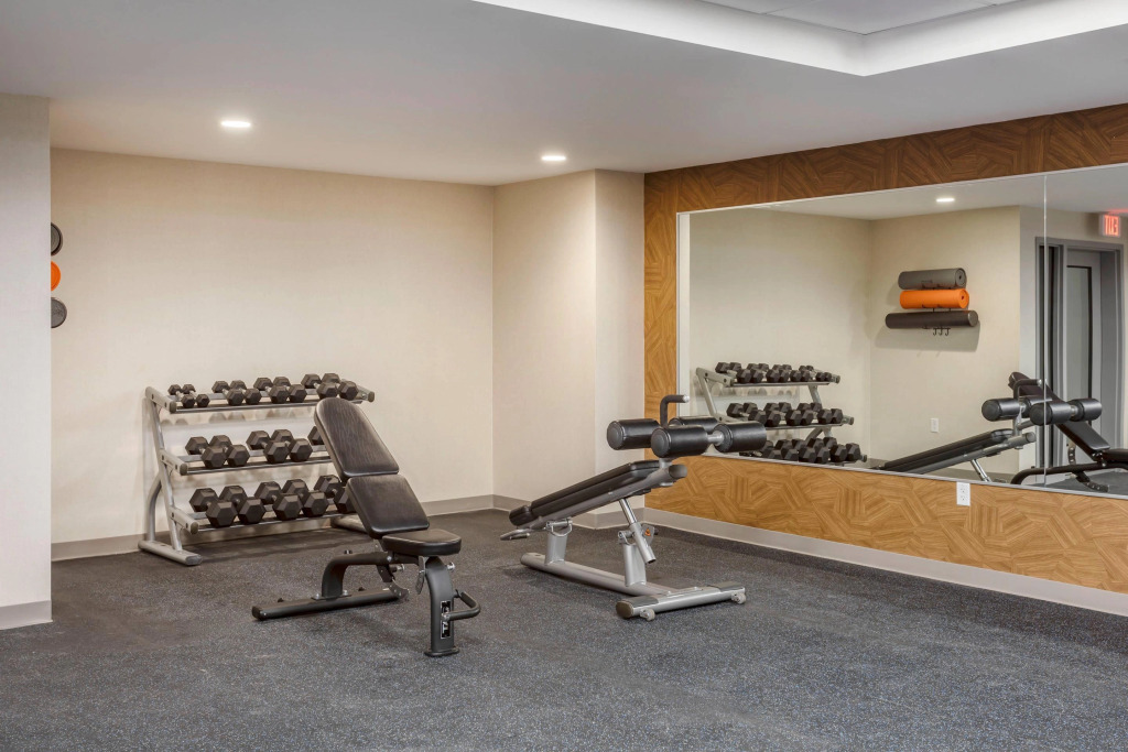 Four Points by Sheraton Newark Airport
