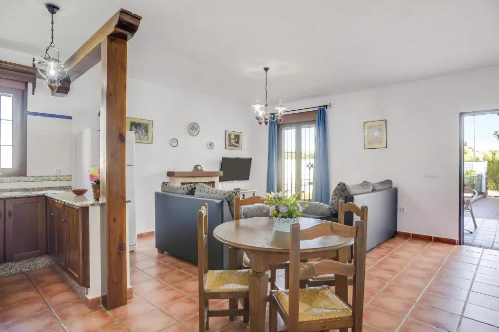 Casa Villanueva 2 - Sólo Familias