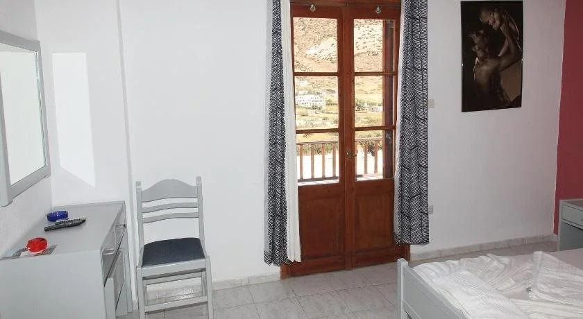 Kiki Hotel