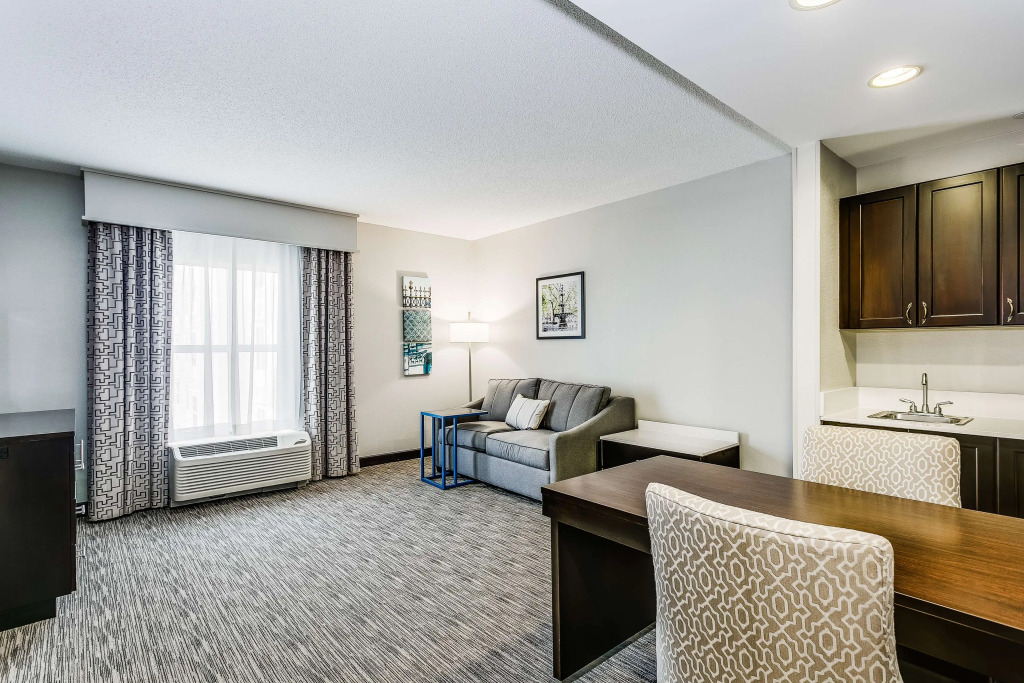 Hampton Inn & Suites Mobile - Downtown Historic District