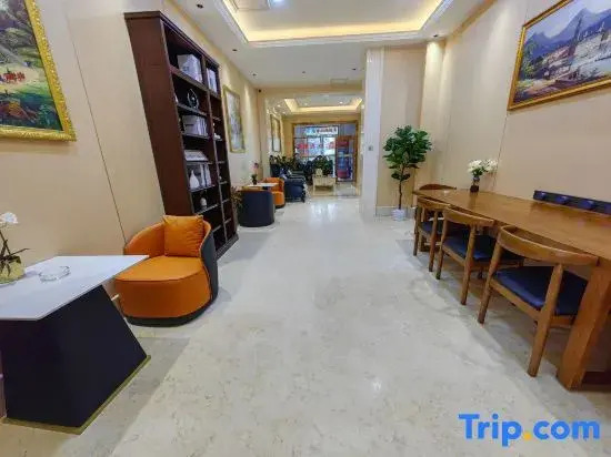 Vienna International Hotel (Dali Xiaguan City)
