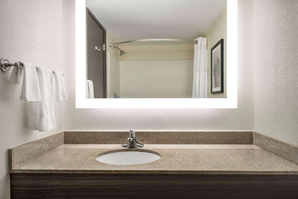 Ramada by Wyndham Allentown Bethlehem