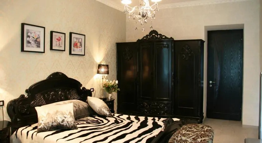 Edis Apartment