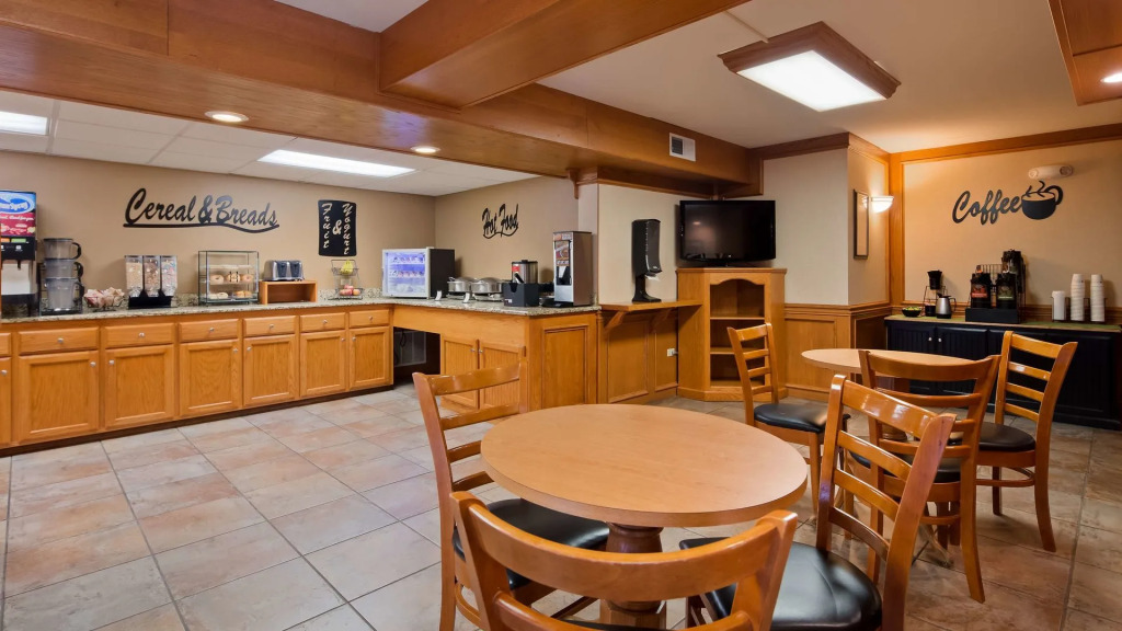 SureStay Plus Hotel by Best Western Poteau
