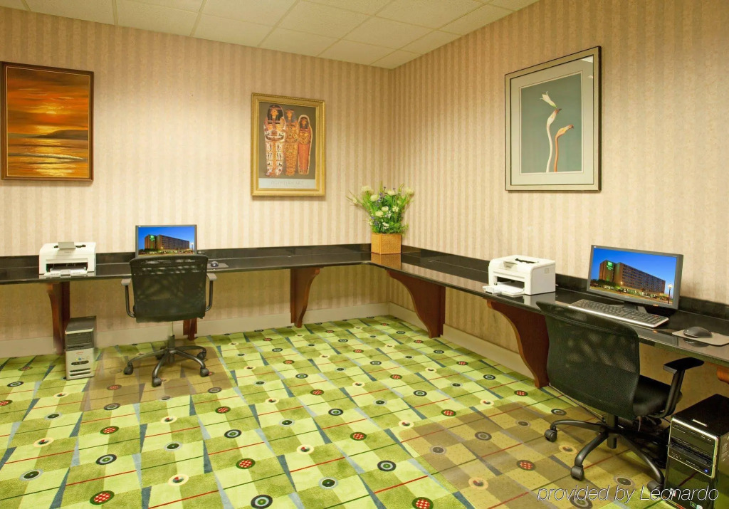 Delta Hotels by Marriott Muskegon Convention Center