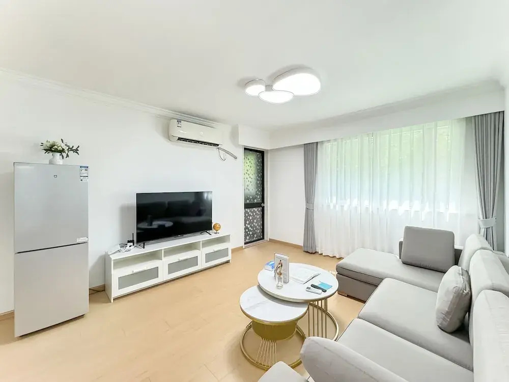 Tyms Gubei  2BR Apt near Gubei Road