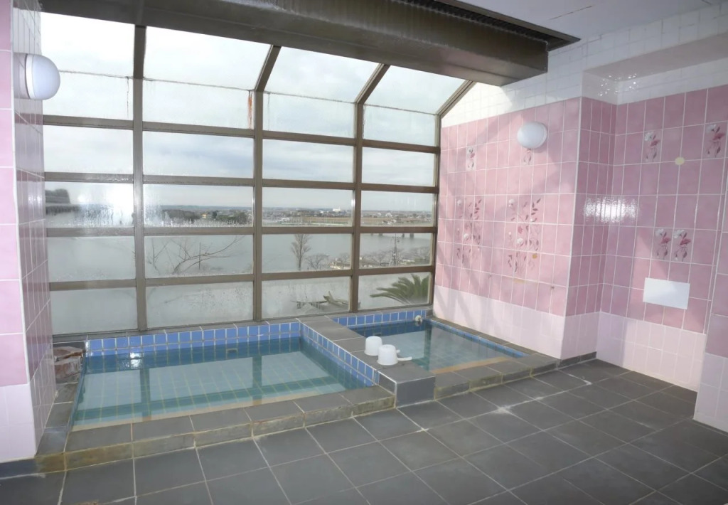 New Makomo Hotel