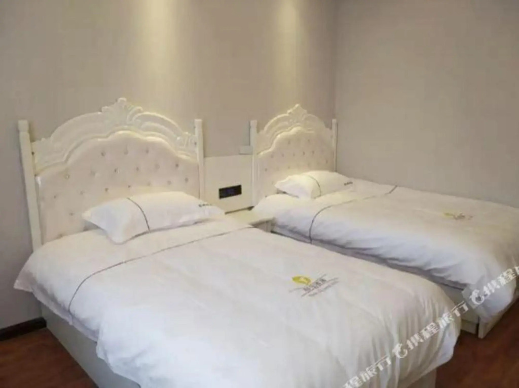 Zihong Hotel