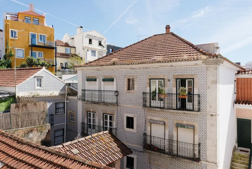 JOIVY Chic studio w/city view in Santa Catarina, 10mins from São Bento Palace