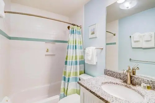 435 Oceanwoods Cottage
