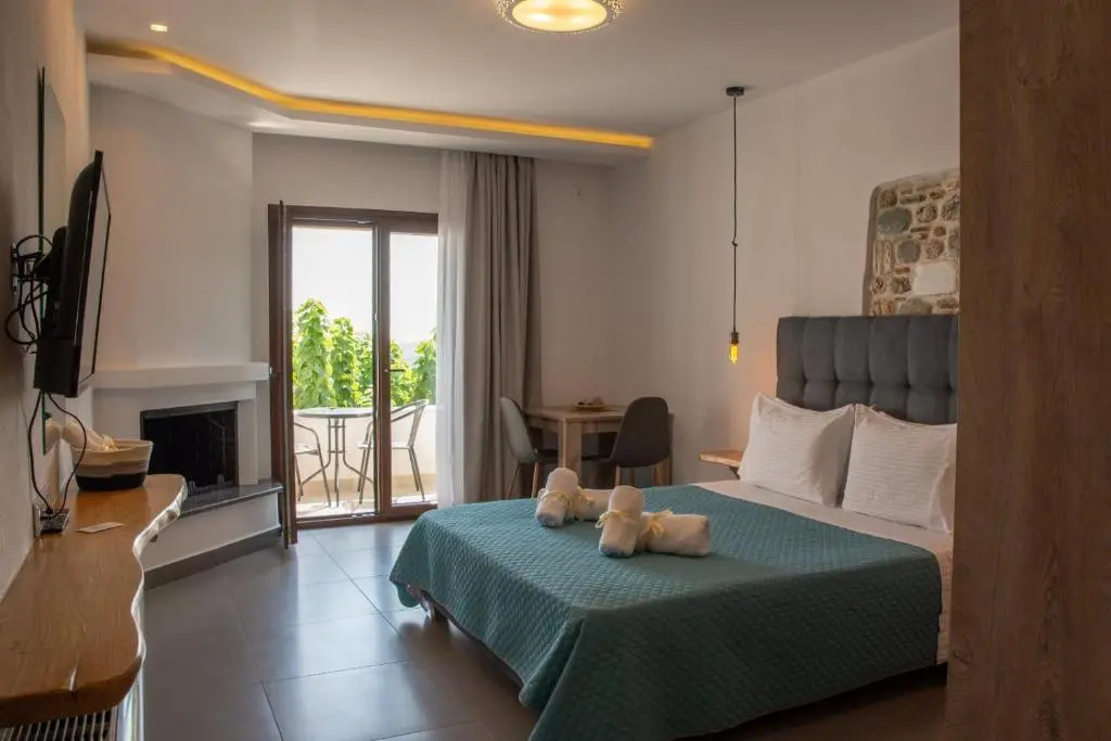Aelia Mount Suites