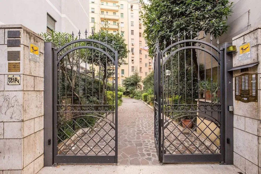 Ml Apartment - Caracalla 2