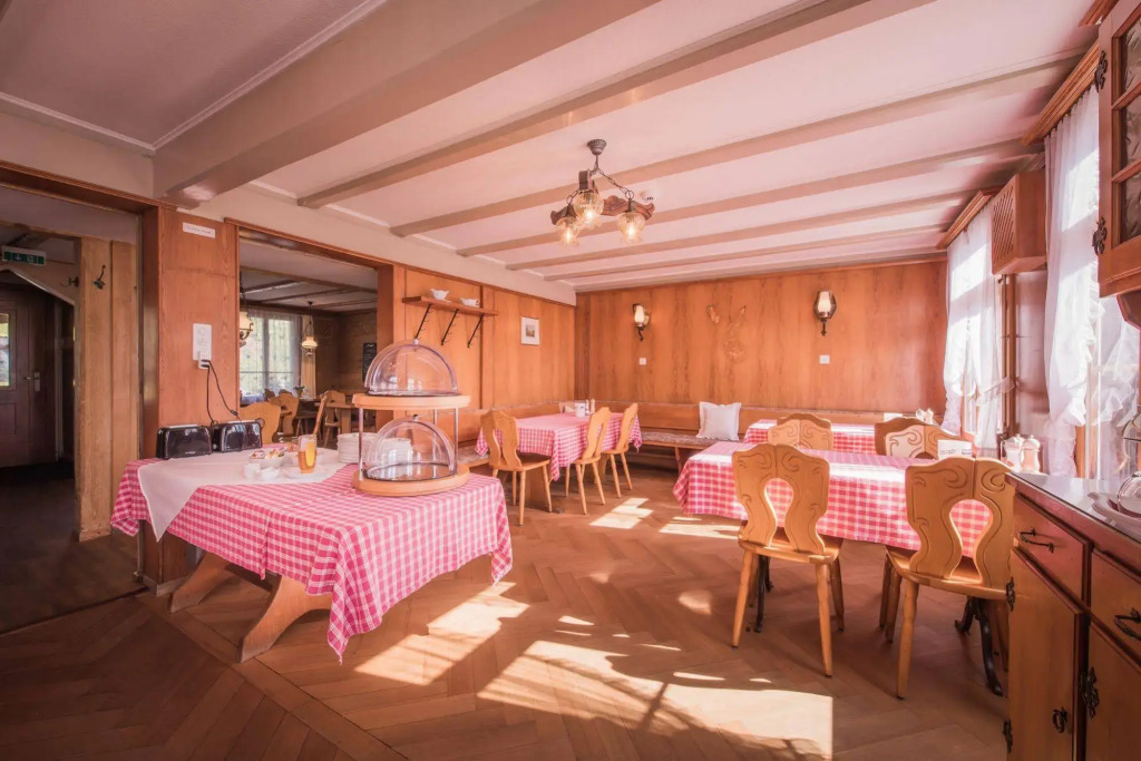 Gasthof Schoenegg B&B