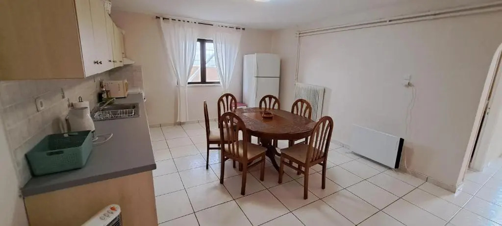Hospitality up to 5 persons in Chios
