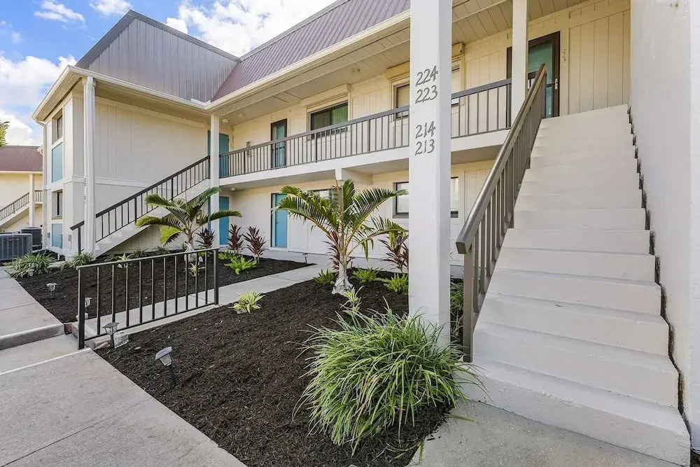 Estero Island Yacht & Racquet Club 224 1 Bedroom Condo