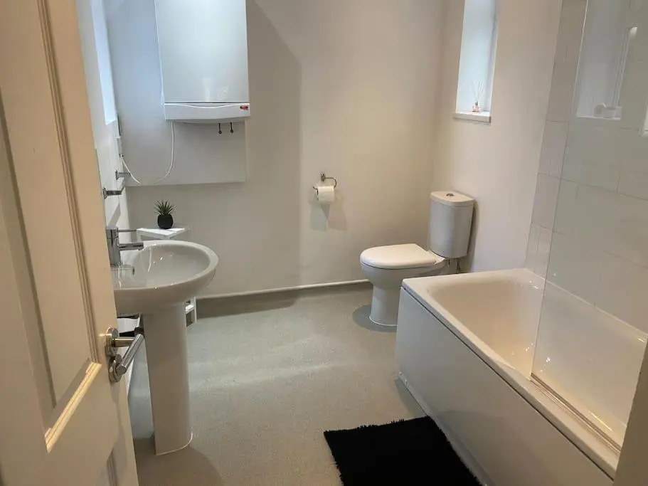 Superb Flat @ Market Street - 62B