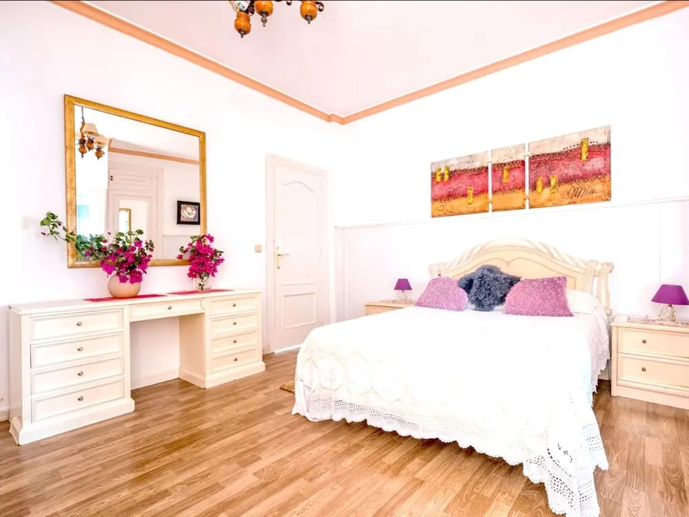 Villa With 4 Bedrooms in Marbella, With Wonderful sea View, Private Pool, Furnished Terrace - 200 m From the Beach
