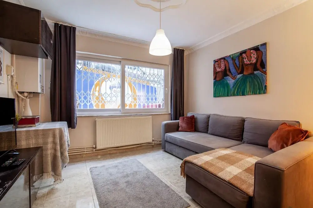Lovely Flat with Central Location in Sisli