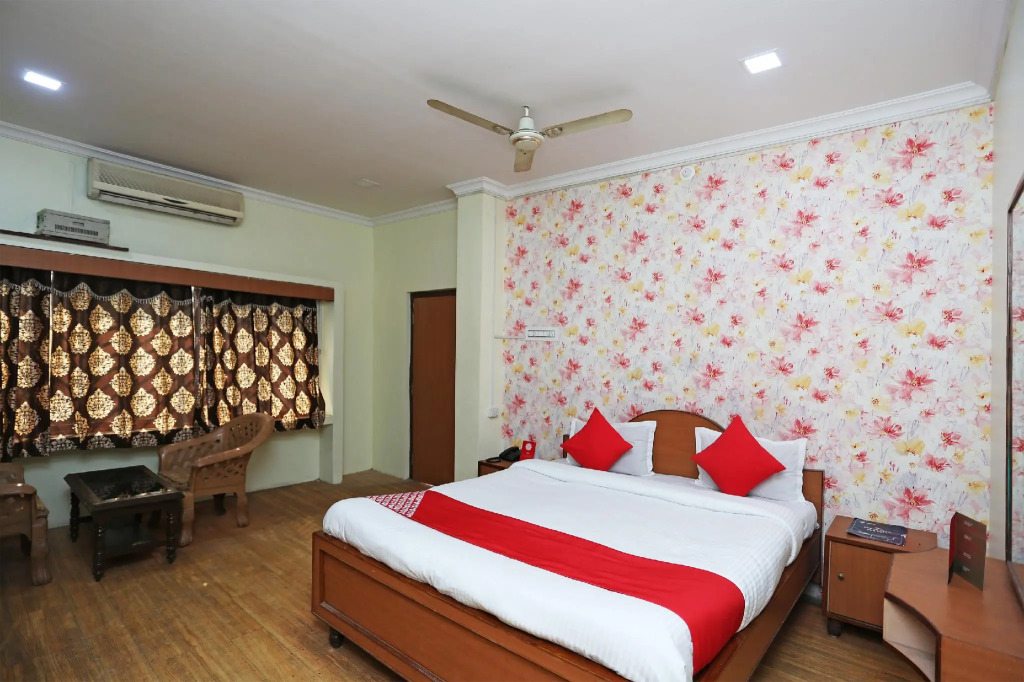 Hotel O Badambadi Bus Terminal Road Formerly Shree Ram Guest House