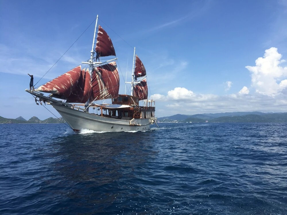 Nyaman Boat
