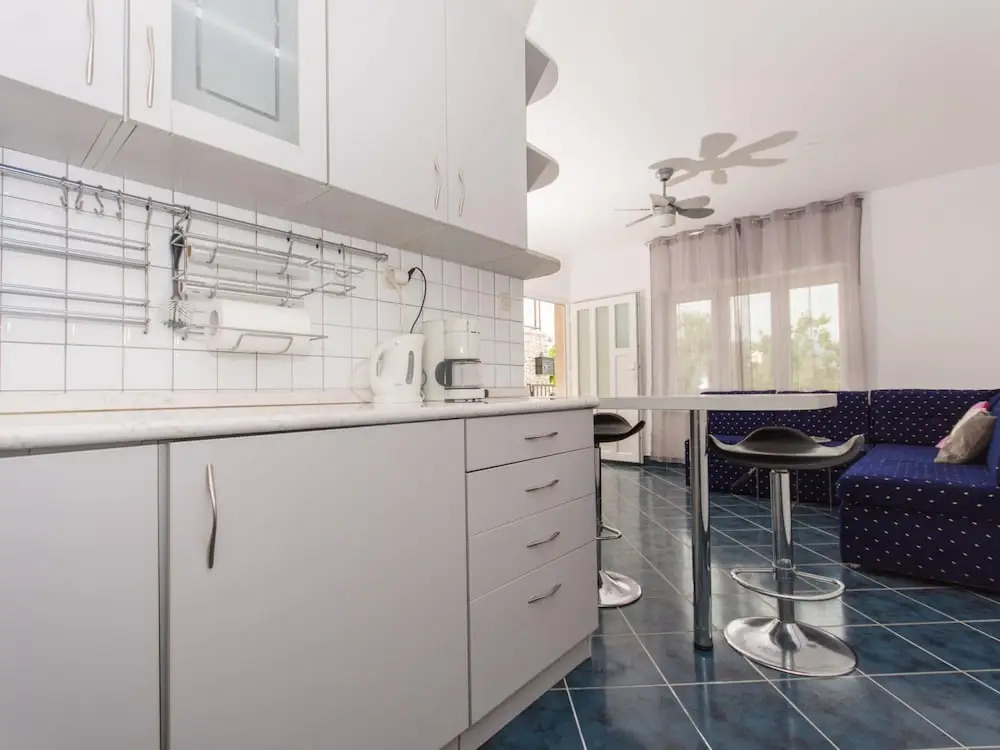 Quaint Holiday Home in Mastrinka With Balcony