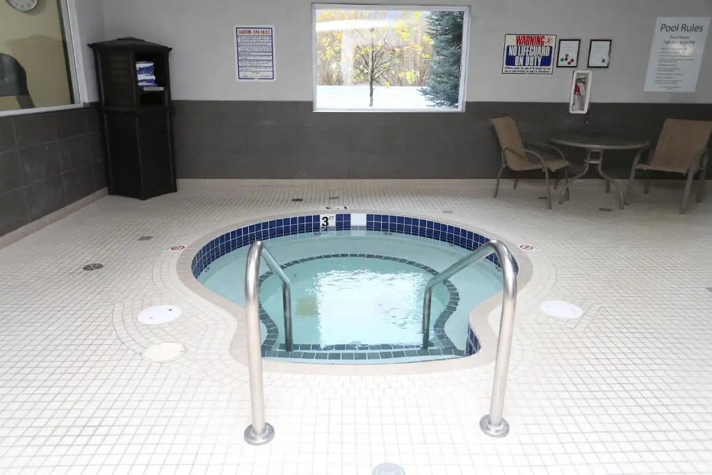Holiday Inn Express Hotel & Suites Vernon by IHG