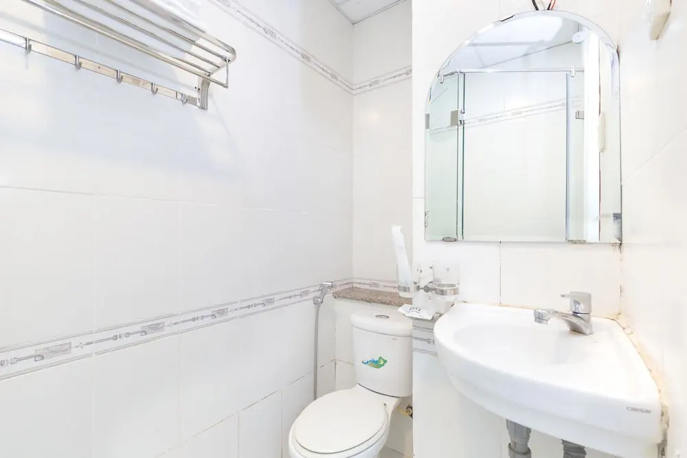 White Diamond PN Hotel