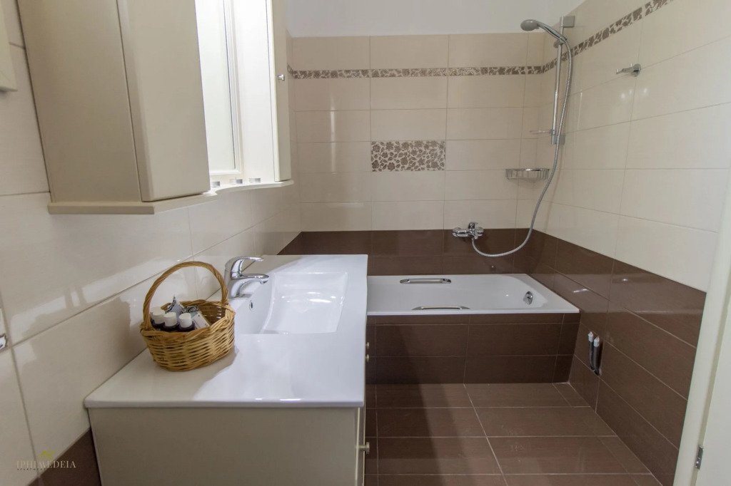 Iphimedeia Luxury Hotel & Suites
