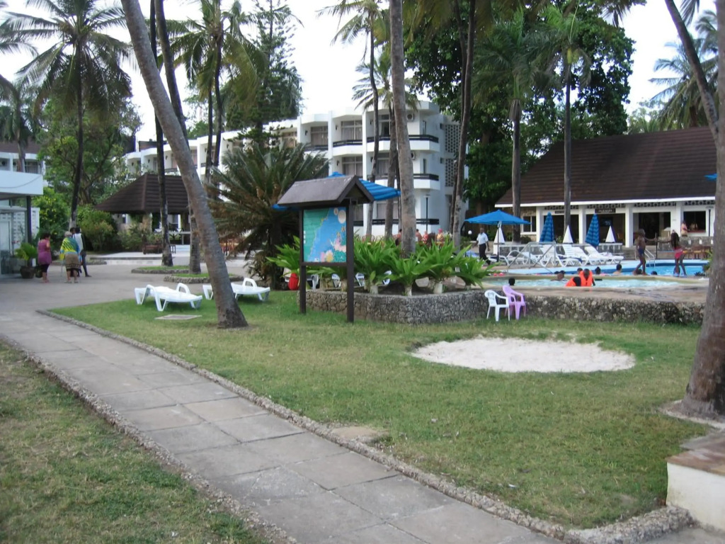 Kenya Bay Beach Hotel
