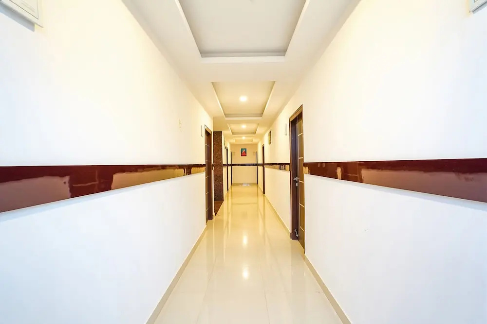 Golden Keys Hotel Chikkabanavara