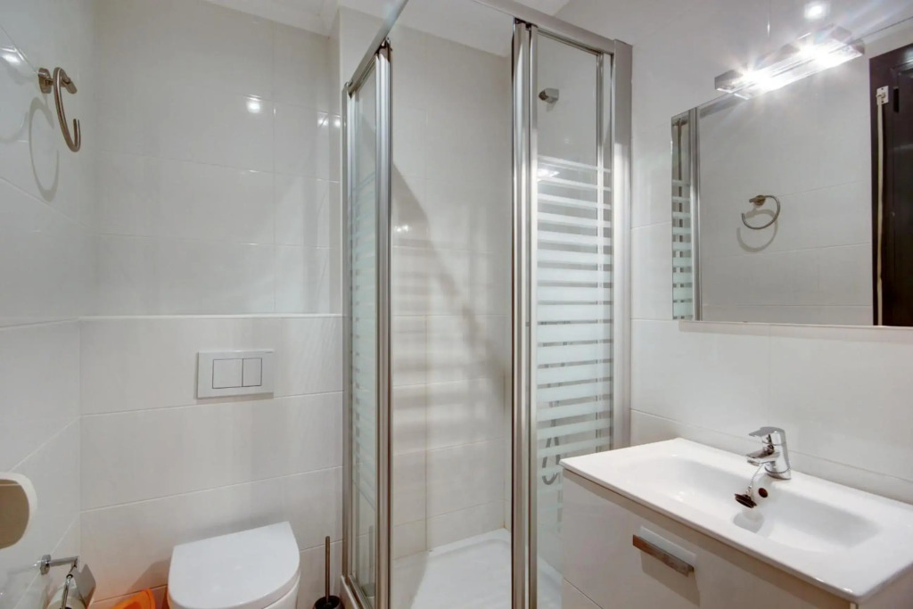 Llevant 3 1 Centro Roses - Barneda Premium