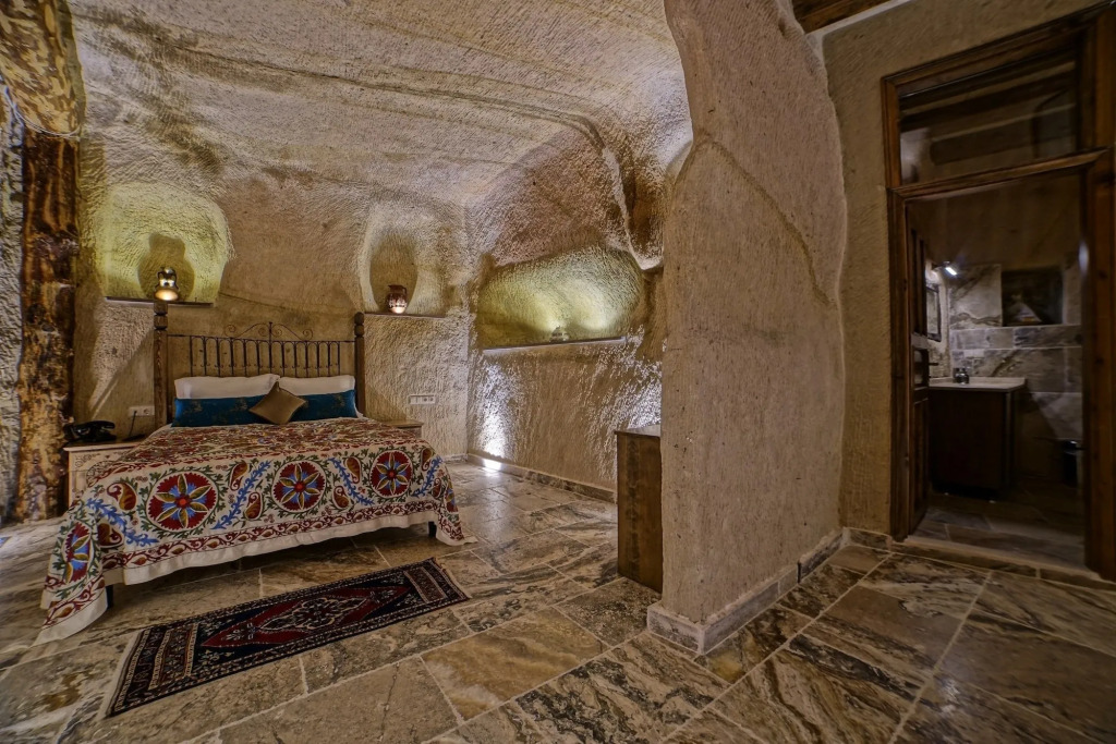 NOSTALJİ CAVE SUİT HOTEL