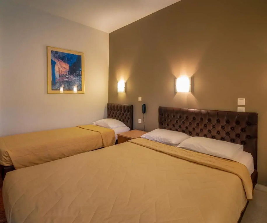 River Side Rooms