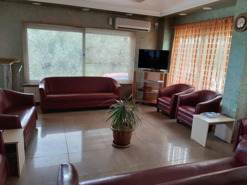 Gür Hotel