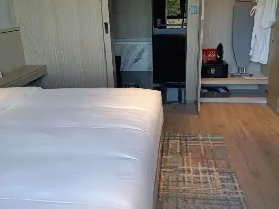 Yunlu Hotel (Southwest International Trade City, Guanshanhu District, Guiyang)