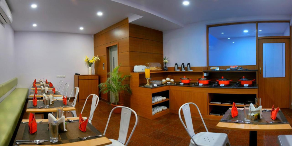Nova Goa Hotel