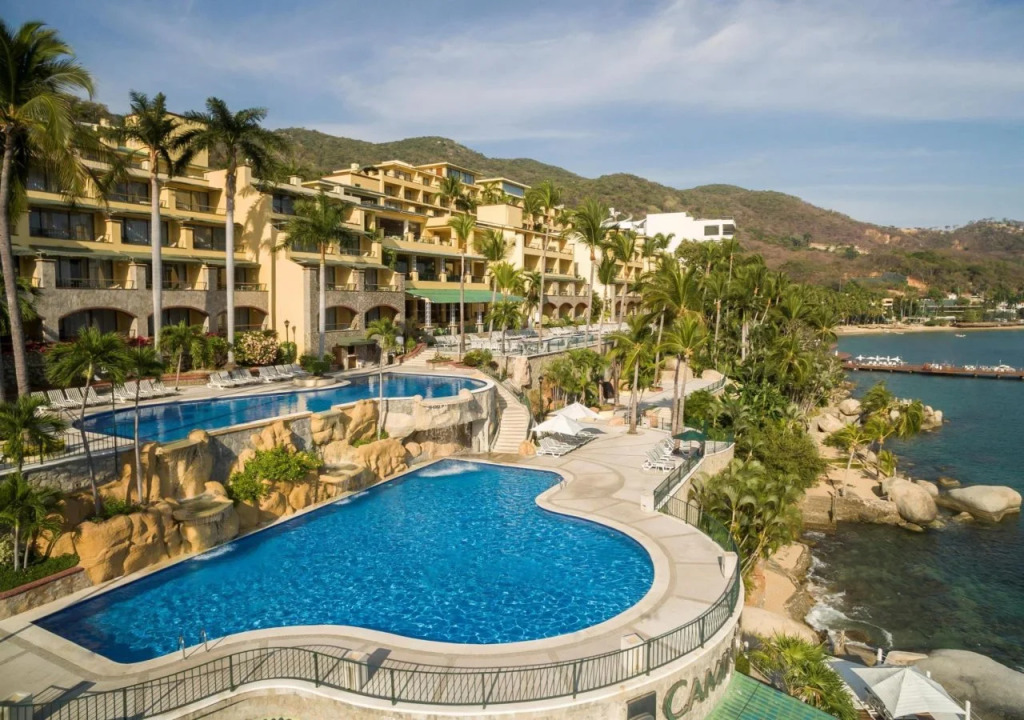 Camino Real Acapulco Diamante