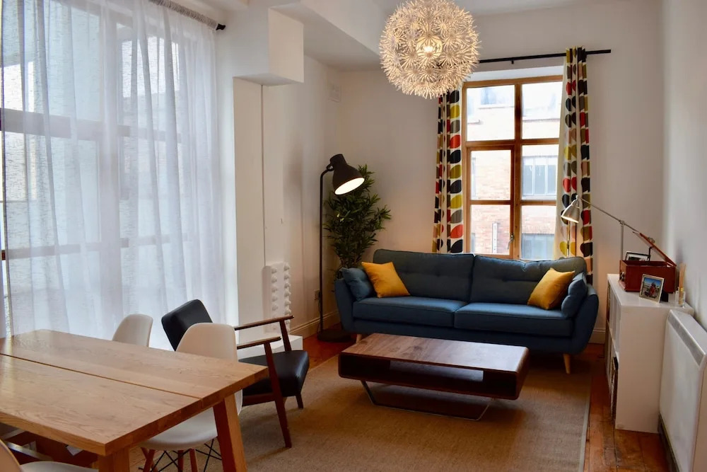 Central Dublin 2 Bedroom Flat