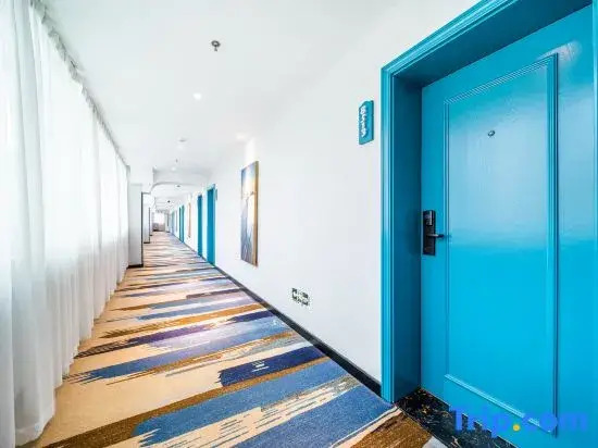 Huayi Ximan Hotel (Nanning Qingxiushan Subway Station)