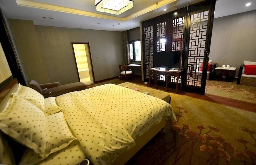 Zuolin Youli Hotel