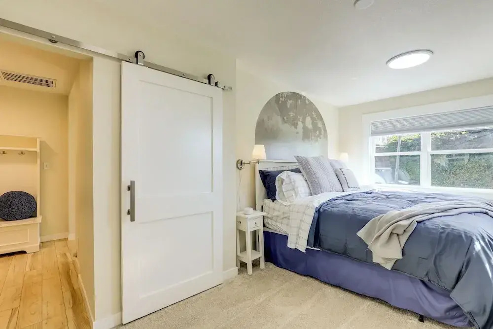 Walk to Dtwn Camas! Updated Home w/ Game Room