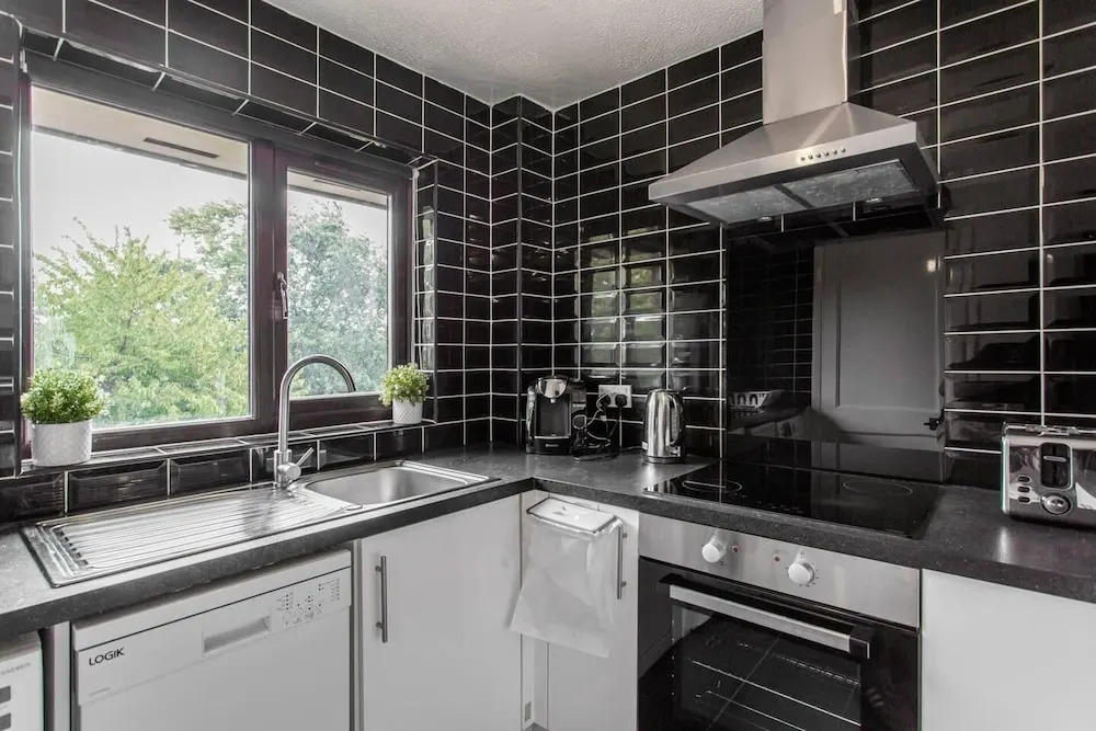 Immaculate 2-bed Apartment in Dagenham