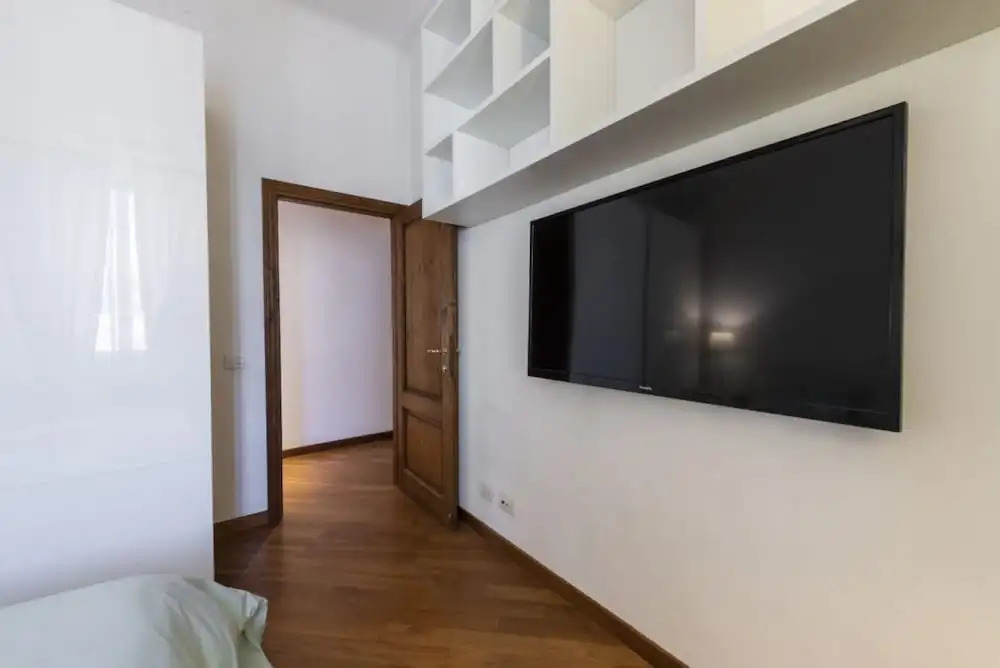 Bright Giglio Loft