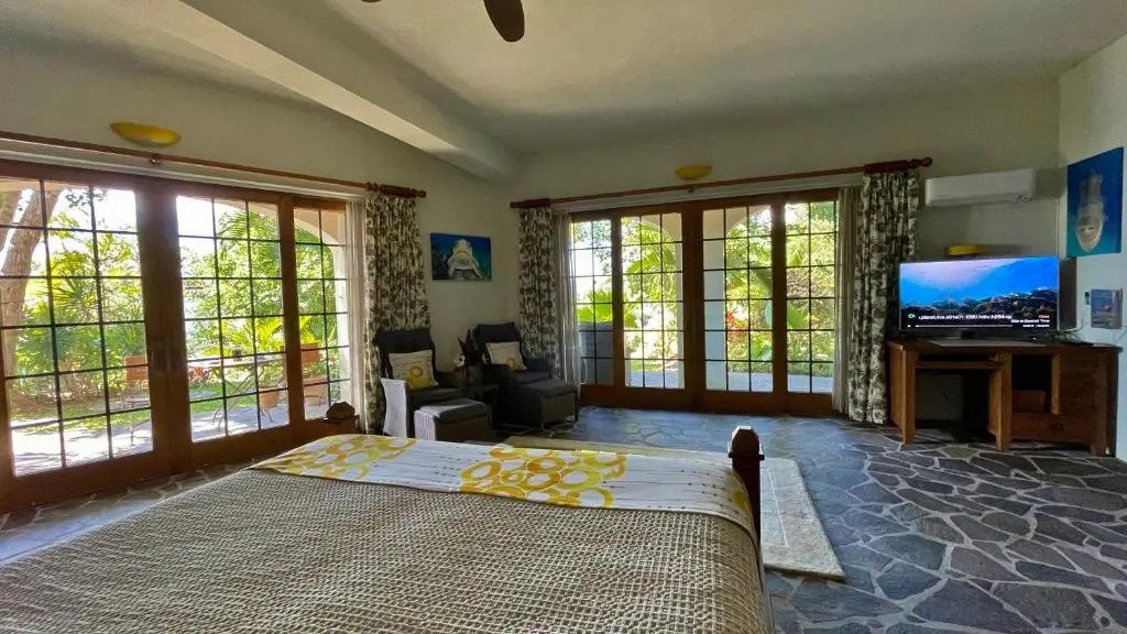 Tropical Hideaway