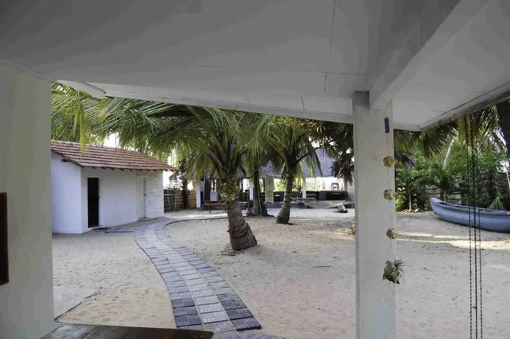 Yoho Nuga Villa